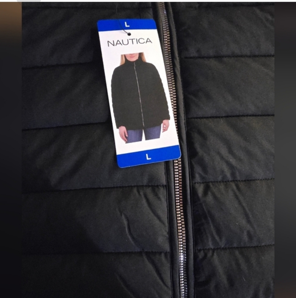 New NAUTICA Womens Puffer Jacket Full Zip Front & Front Zip Pockets - Picture 3 of 5